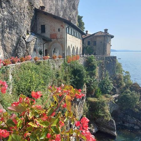 Bnbook Casa Dei Peschi - Lago Di Monate Cadrezzate Luaran gambar