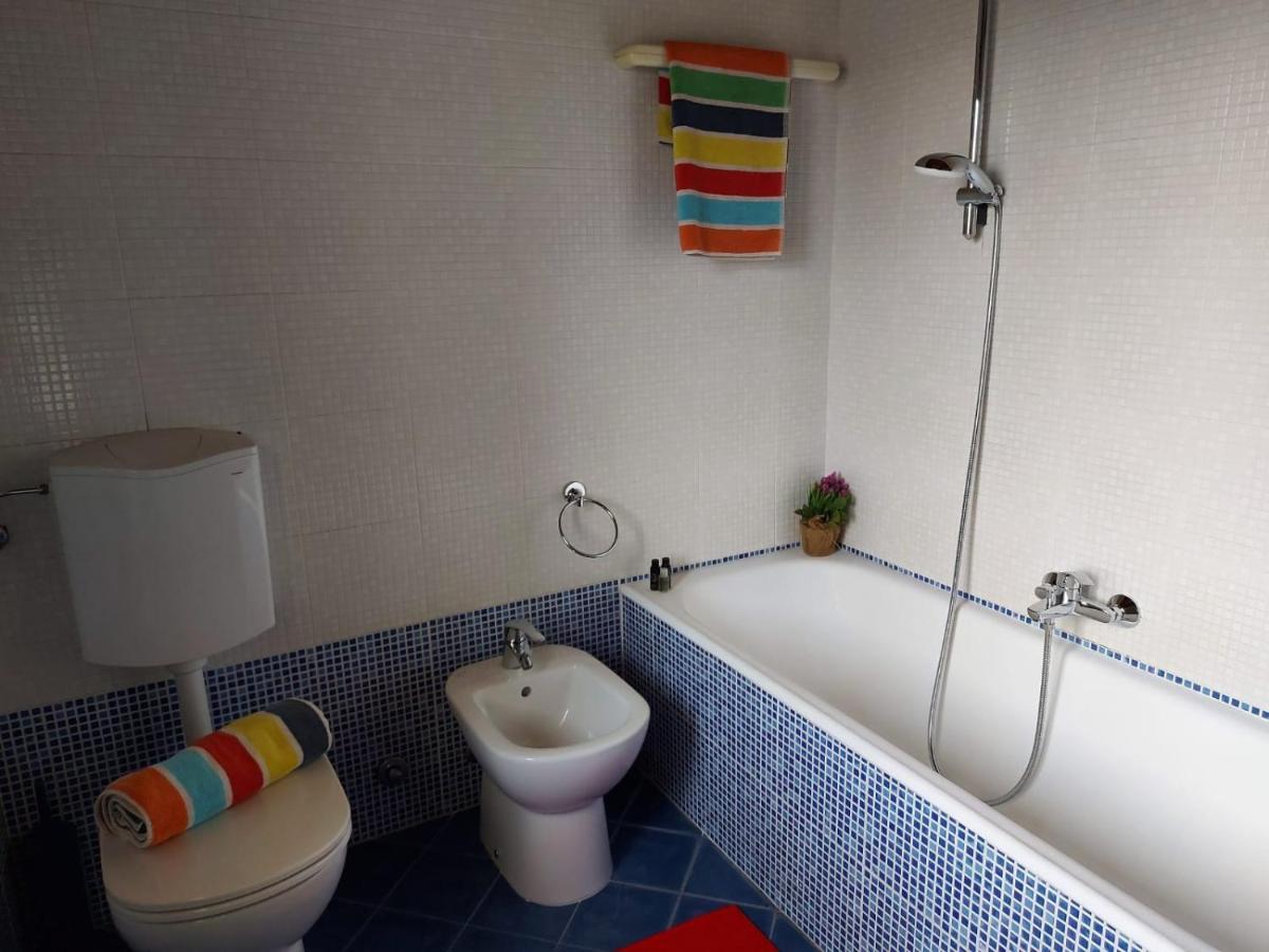 Bnbook Casa Dei Peschi - Lago Di Monate Cadrezzate Luaran gambar