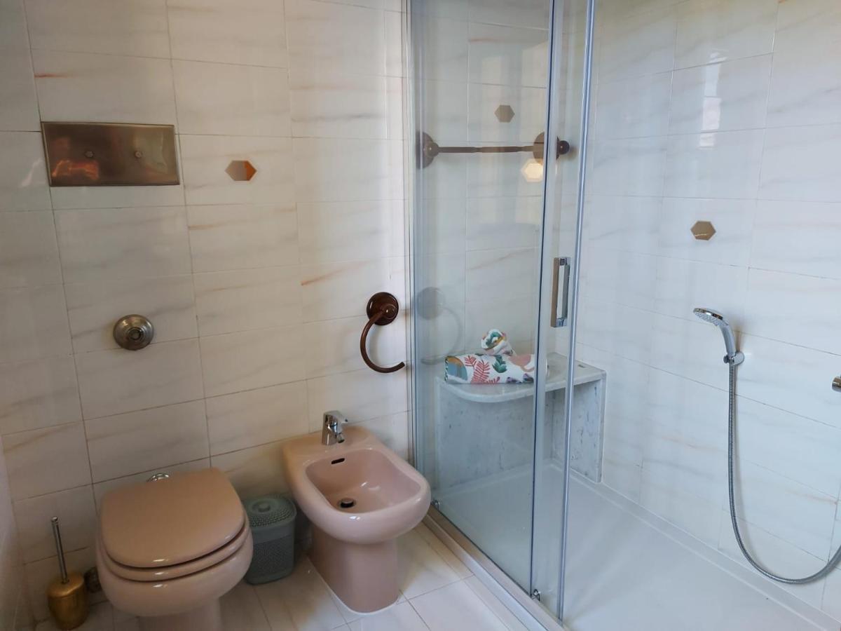 Bnbook Casa Dei Peschi - Lago Di Monate Cadrezzate Luaran gambar