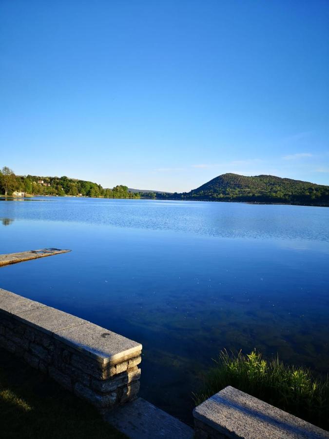 Bnbook Casa Dei Peschi - Lago Di Monate Cadrezzate Luaran gambar