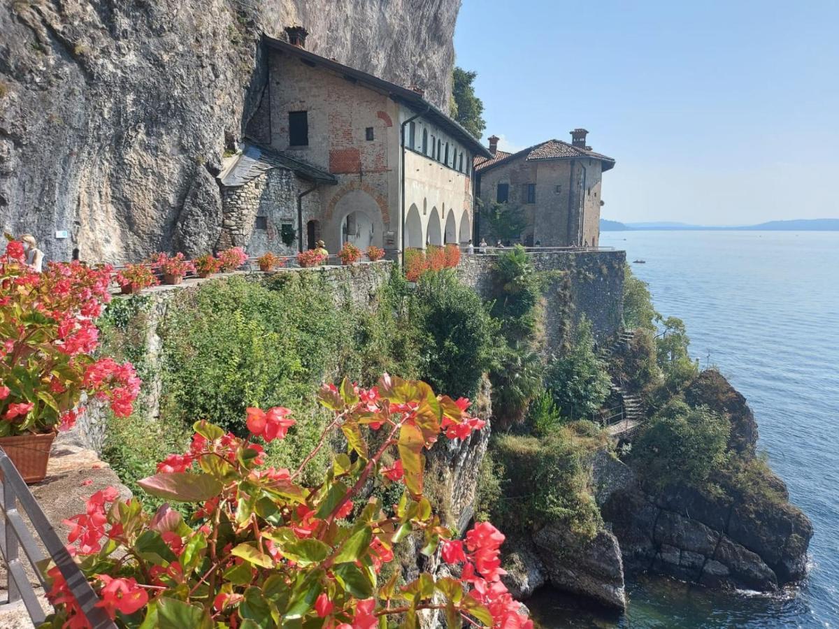 Bnbook Casa Dei Peschi - Lago Di Monate Cadrezzate Luaran gambar